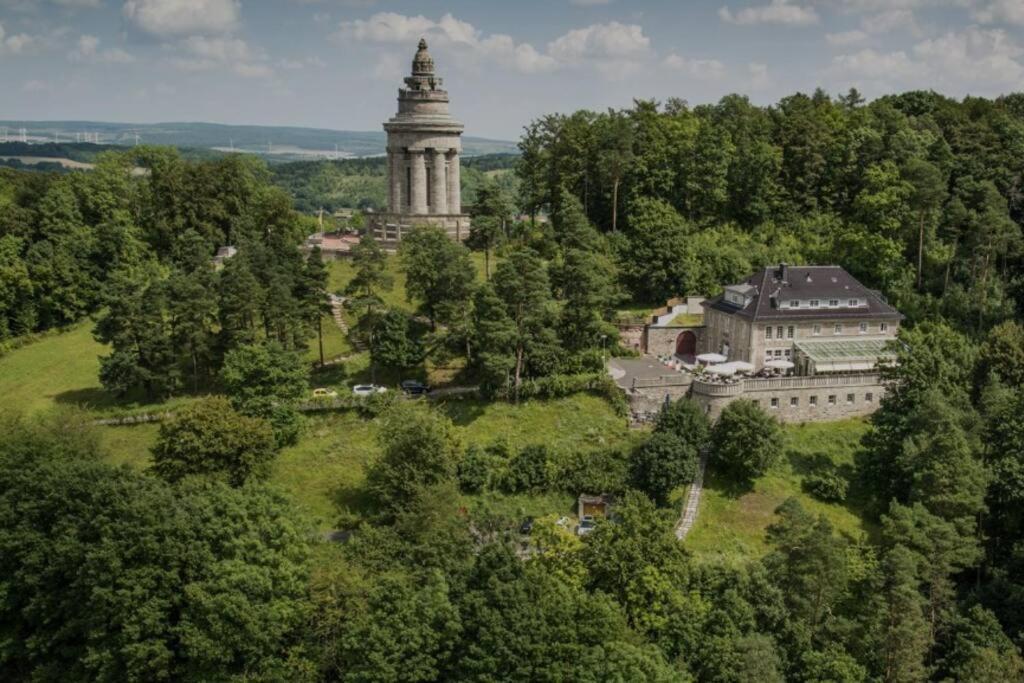 Kleiner Saal Im Villenviertel إيزيناخ المظهر الخارجي الصورة